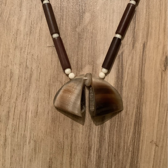 handmade new vintage Horn beaded necklace - Picture 5 of 12